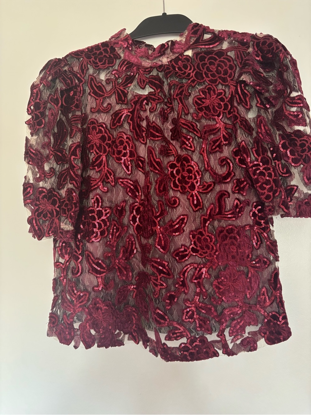 Women's Sequined Floral Lace Blouse - Burgundy